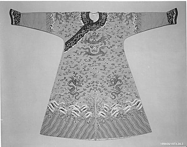 龙袍 · 四